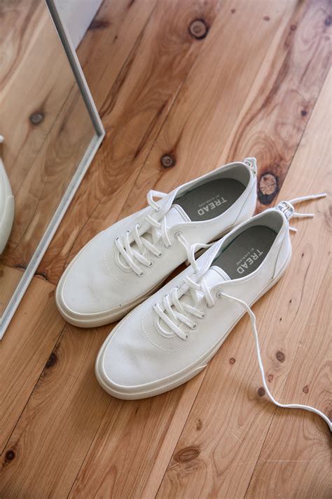 everlane forever sneaker